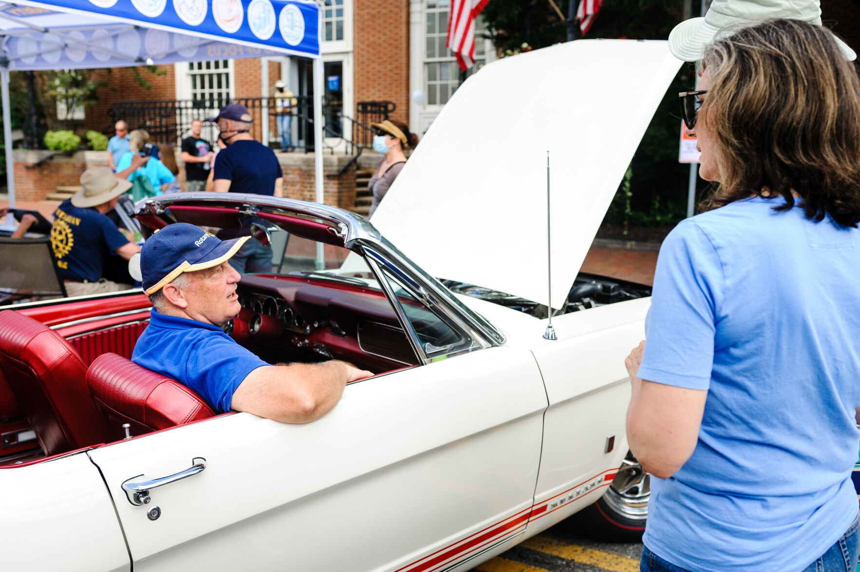 photo_ft_news_warrenton spring into fall festival-4_20210918.jpg